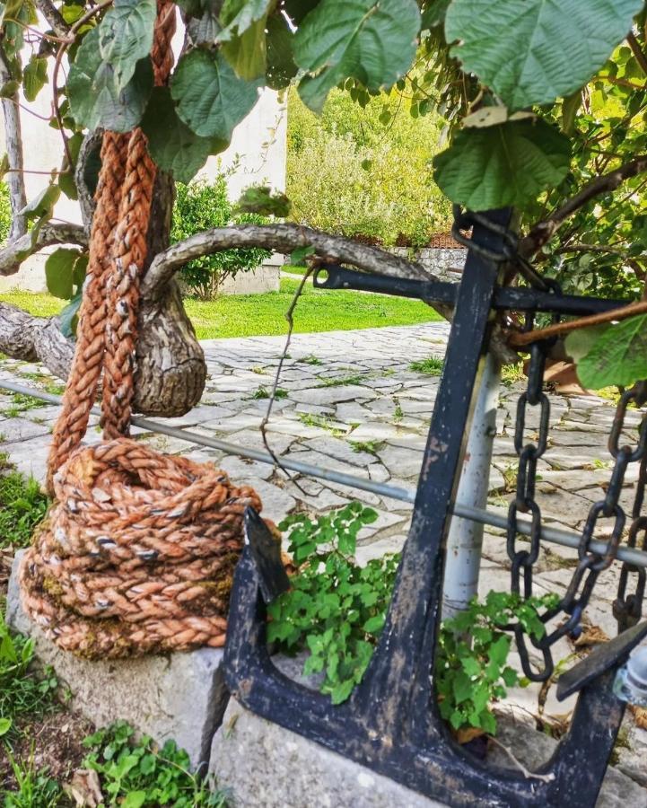 Sailor'S Rustic House Villa เวียร์ปาซาร์ ภายนอก รูปภาพ